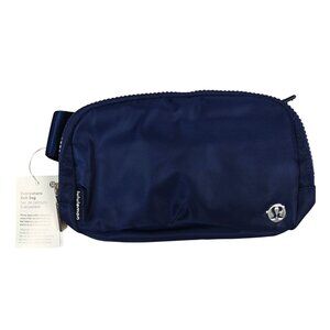 Lululemon Everywhere Belt Bag 1L True Navy Water-Repellent Adjustable Strap NEW